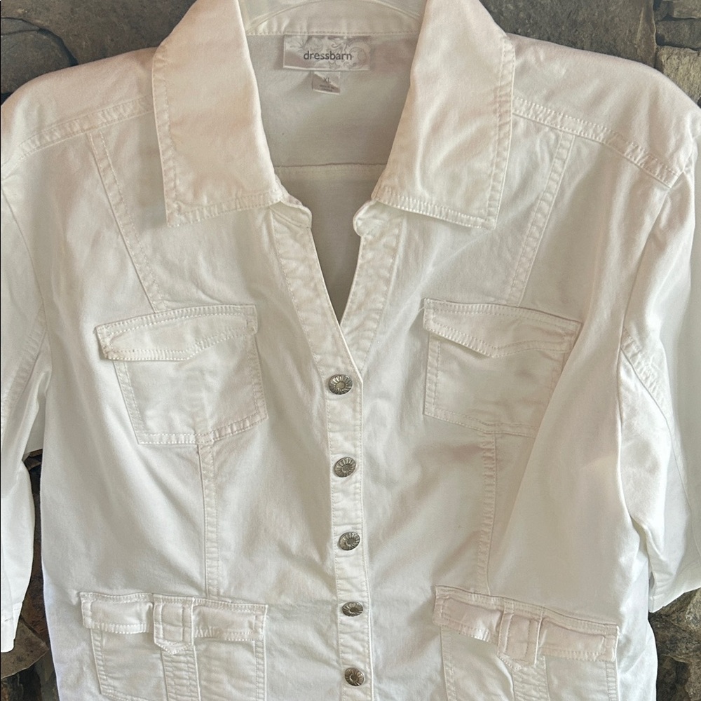 Dressbarn White Jean Jacket Size X-Large; Cropped Length; 3/4 Sleeve; 4 Pockets - Picture 2 of 16